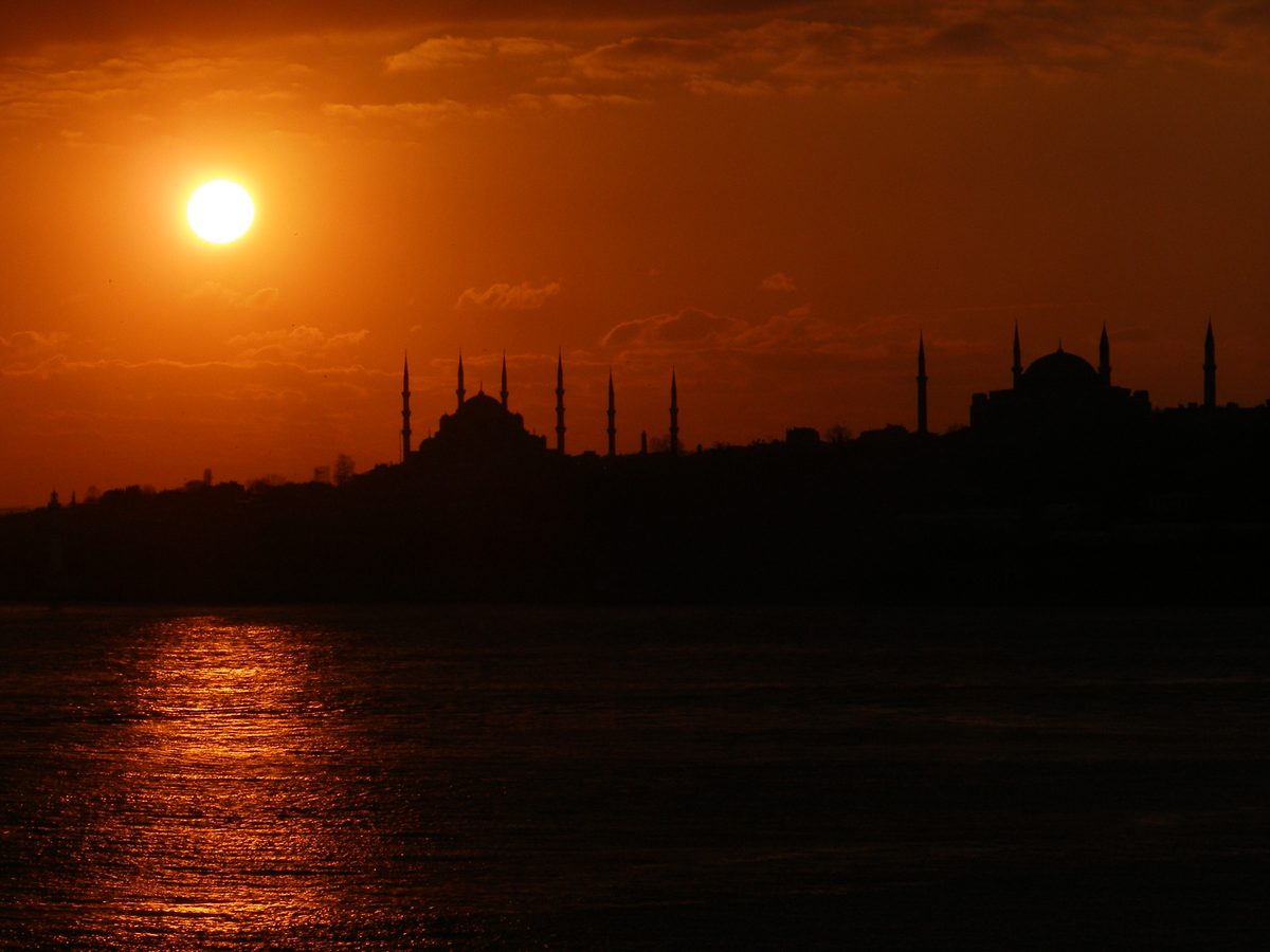 Boğazda gün batımı